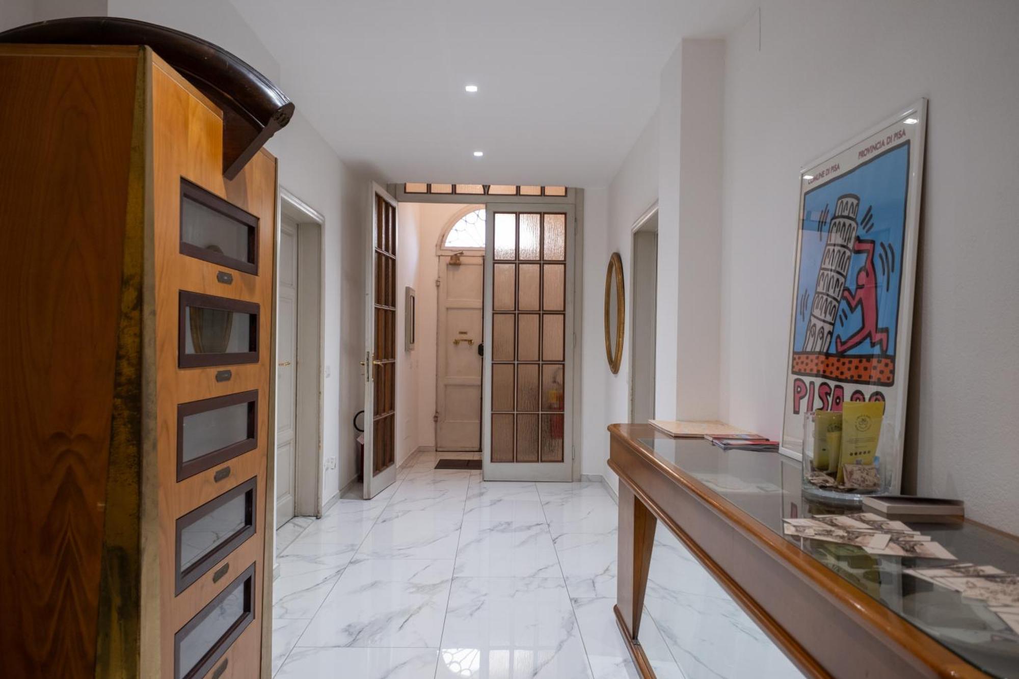 Lungarno Buozzi 7 Apartments Pisa Exterior photo